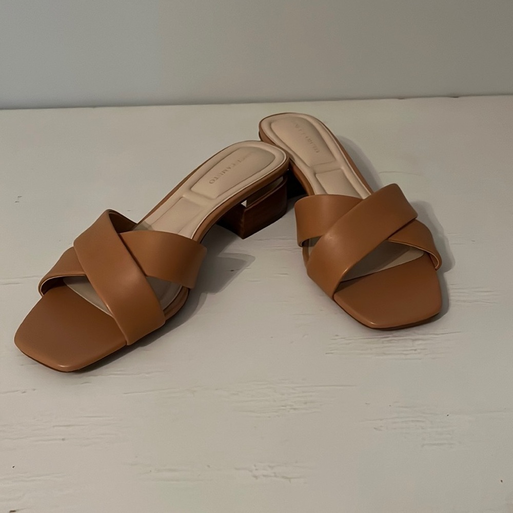 Vince Camuto Sandals